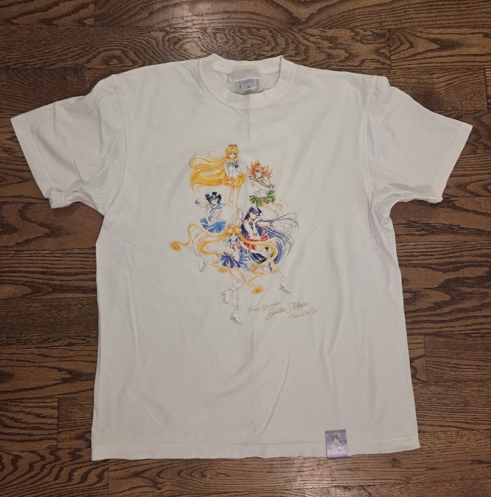 Pretty Guardian Sailor Moon - Prism On Ice Tshirt - XL